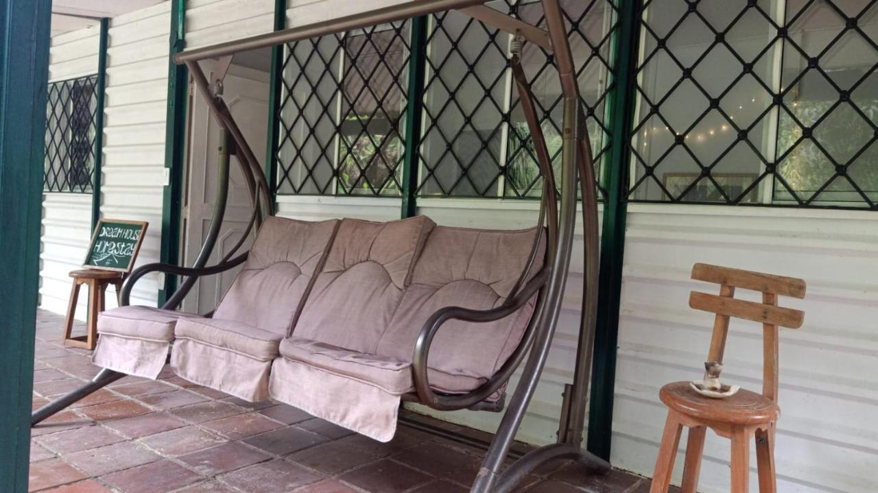 Dream House Homestay Минка Екстериор снимка
